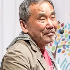 Haruki Murakami height profile photo