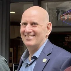 Harvey Epstein height profile photo