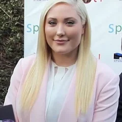 Hayley Hasselhoff height profile photo