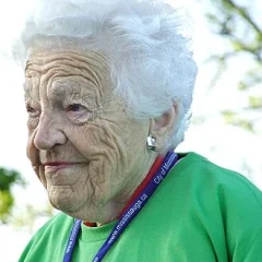 Hazel McCallion height profile photo