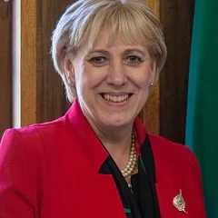 Heather Humphreys height profile photo