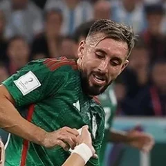 Héctor Herrera height profile photo