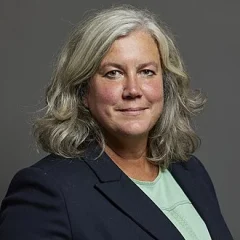 Heidi Alexander height profile photo