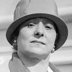Helena Rubinstein height profile photo