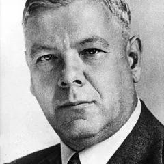 Hendrik Verwoerd height profile photo