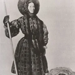 Henriette d'Angeville height profile photo