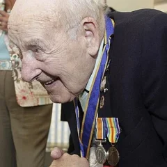Henry Allingham height profile photo