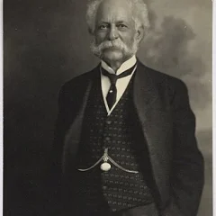 Henry J. Heinz height profile photo