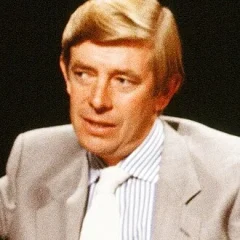Henry Kelly height profile photo