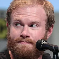 Henry Zebrowski height profile photo