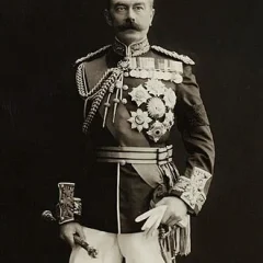 Herbert Kitchener, 1st Earl Kitchener height profile photo