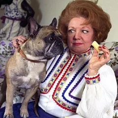 Hermione Baddeley height profile photo
