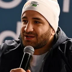 Hidayat Heydarov height profile photo