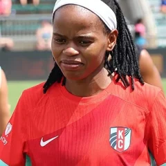 Hildah Magaia height profile photo