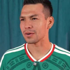 Hirving Lozano height profile photo