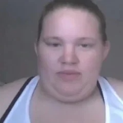 Holley Mangold height profile photo
