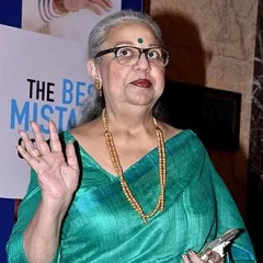 Honey Irani height profile photo