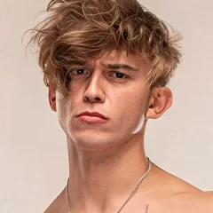Hook (wrestler) height profile photo