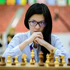 Hou Yifan height profile photo