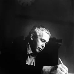 Howard Hodgkin height profile photo