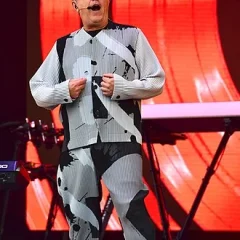 Howard Jones (British musician) height profile photo