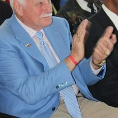 Howard Schnellenberger height profile photo