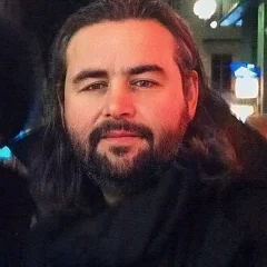 Hoyte van Hoytema height profile photo