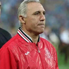 Hristo Stoichkov height profile photo