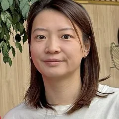 Huang Yaqiong height profile photo