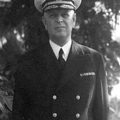 Husband E. Kimmel height profile photo
