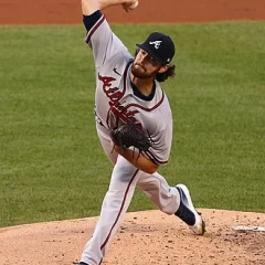 Ian Anderson (baseball) height profile photo