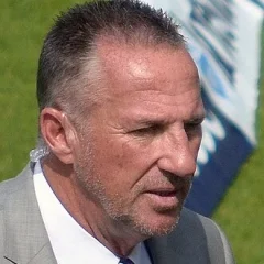 Ian Botham height profile photo