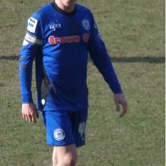 Ian Henderson (footballer) height profile photo