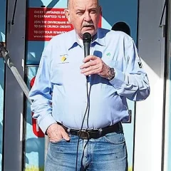 Ian Kiernan height profile photo