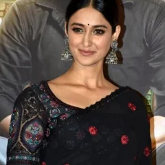 Ileana D'Cruz height profile photo