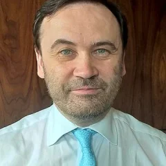 Ilya Ponomarev height profile photo