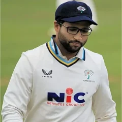 Imam-ul-Haq height profile photo