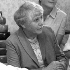 Ingeborg Rapoport height profile photo
