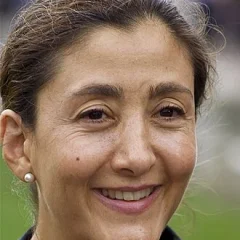 Íngrid Betancourt height profile photo