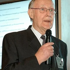 Ingvar Kamprad height profile photo