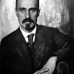Irakli Tsereteli height profile photo