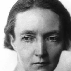 Irène Joliot-Curie height profile photo