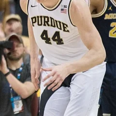Isaac Haas height profile photo