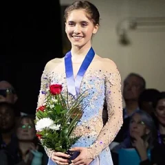 Isabeau Levito height profile photo