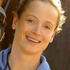 Isabell Werth height profile photo