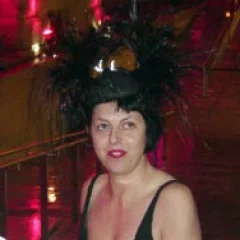 Isabella Blow height profile photo