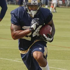 Isaiah Pead height profile photo