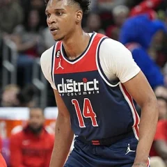 Isaiah Todd height profile photo