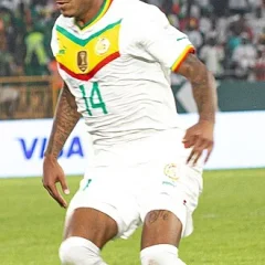 Ismail Jakobs height profile photo