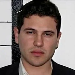 Iván Archivaldo Guzmán Salazar height profile photo
